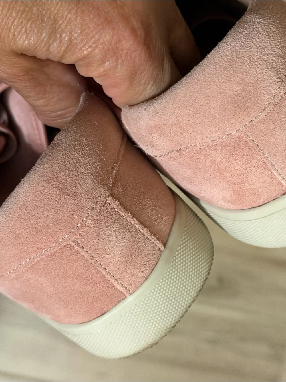 Vionic Jean Pink Suede Slip On Sneakers Tennis Shoes Size 9